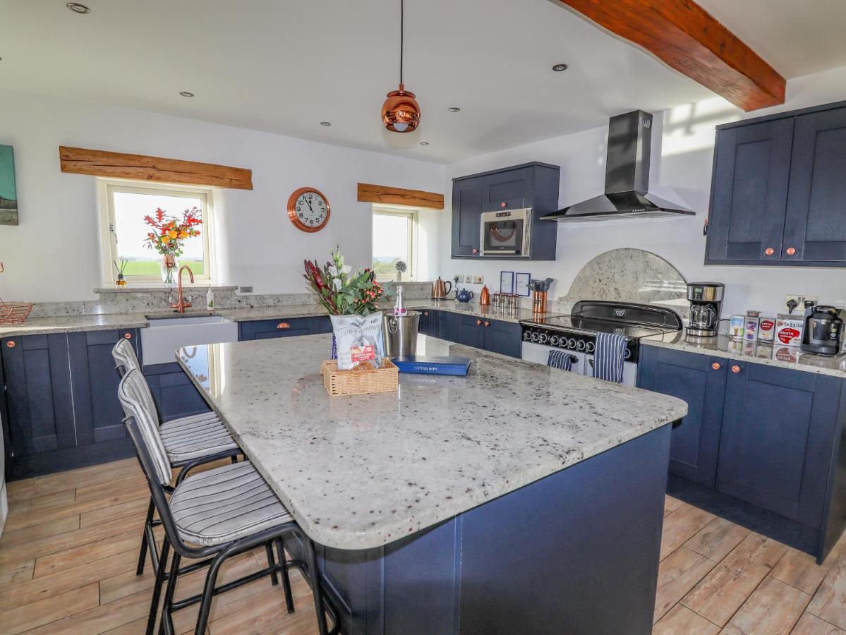 Pastures Barn Villa Leek Luaran gambar